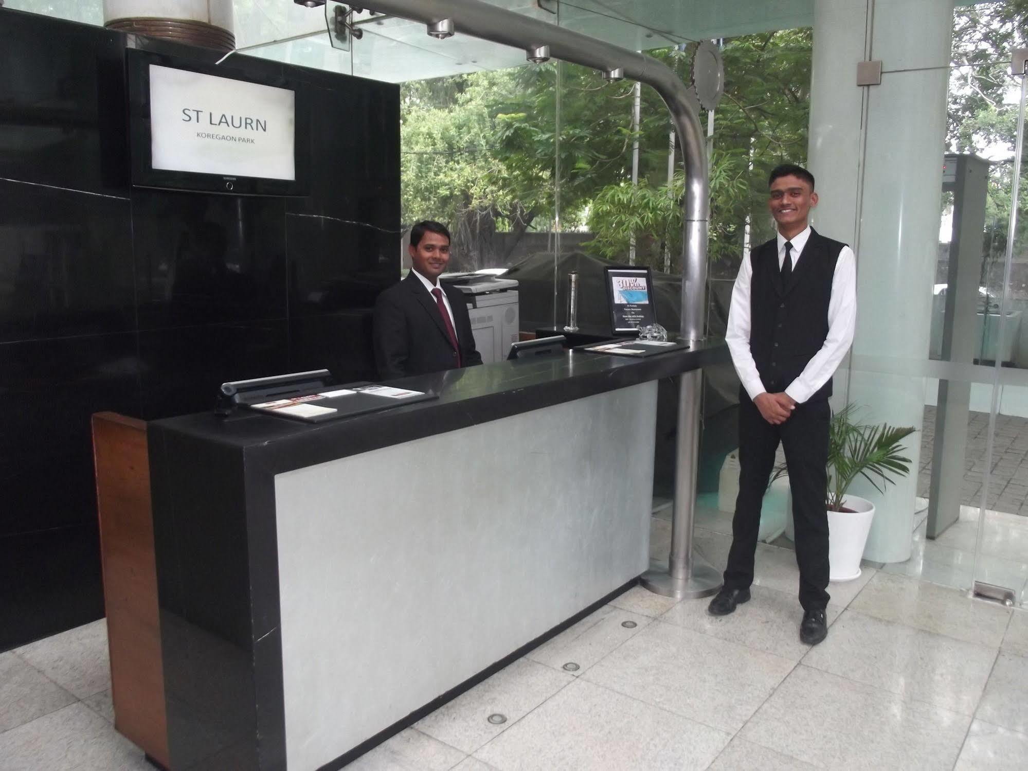 St Laurn Koregaon Park بونة المظهر الخارجي الصورة